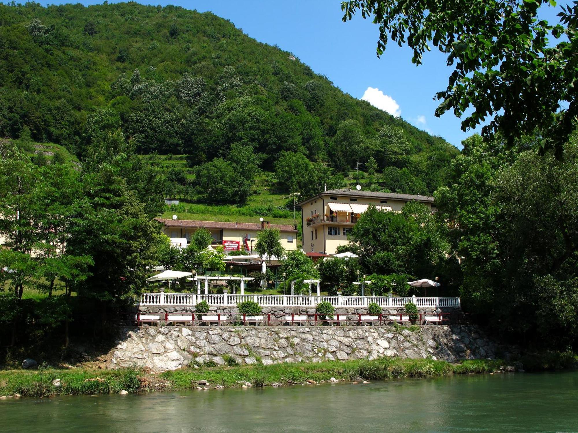 Da Gianni Hotel Zogno Exterior photo